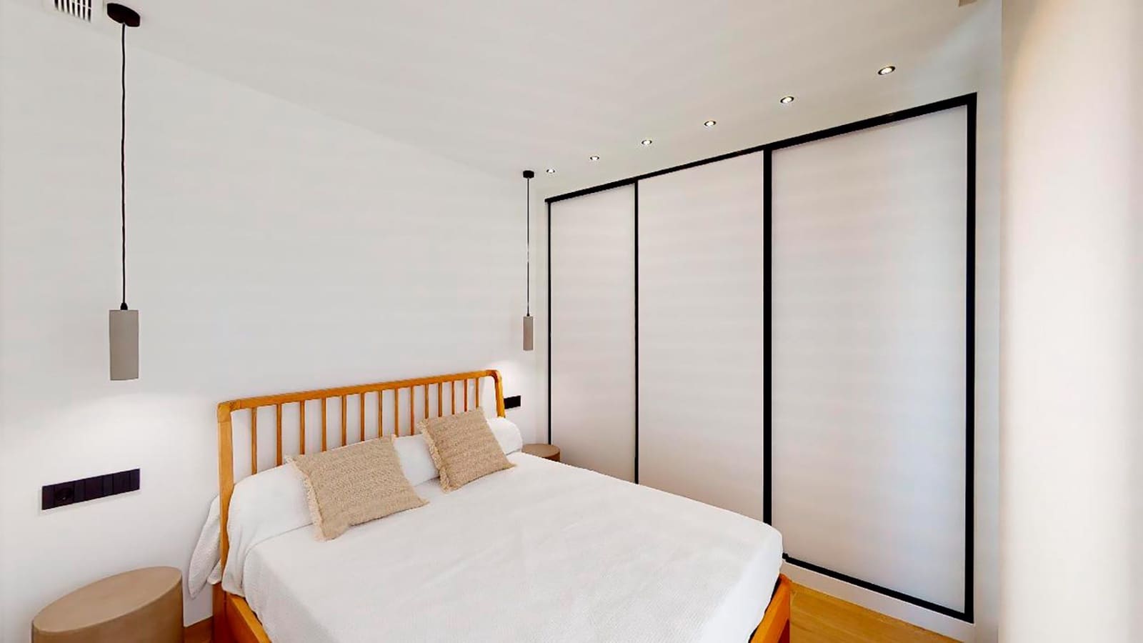 4 quarto Moradia para venda em Finestrat com piscina garagem - 859 900 € (Ref: 10024442)
