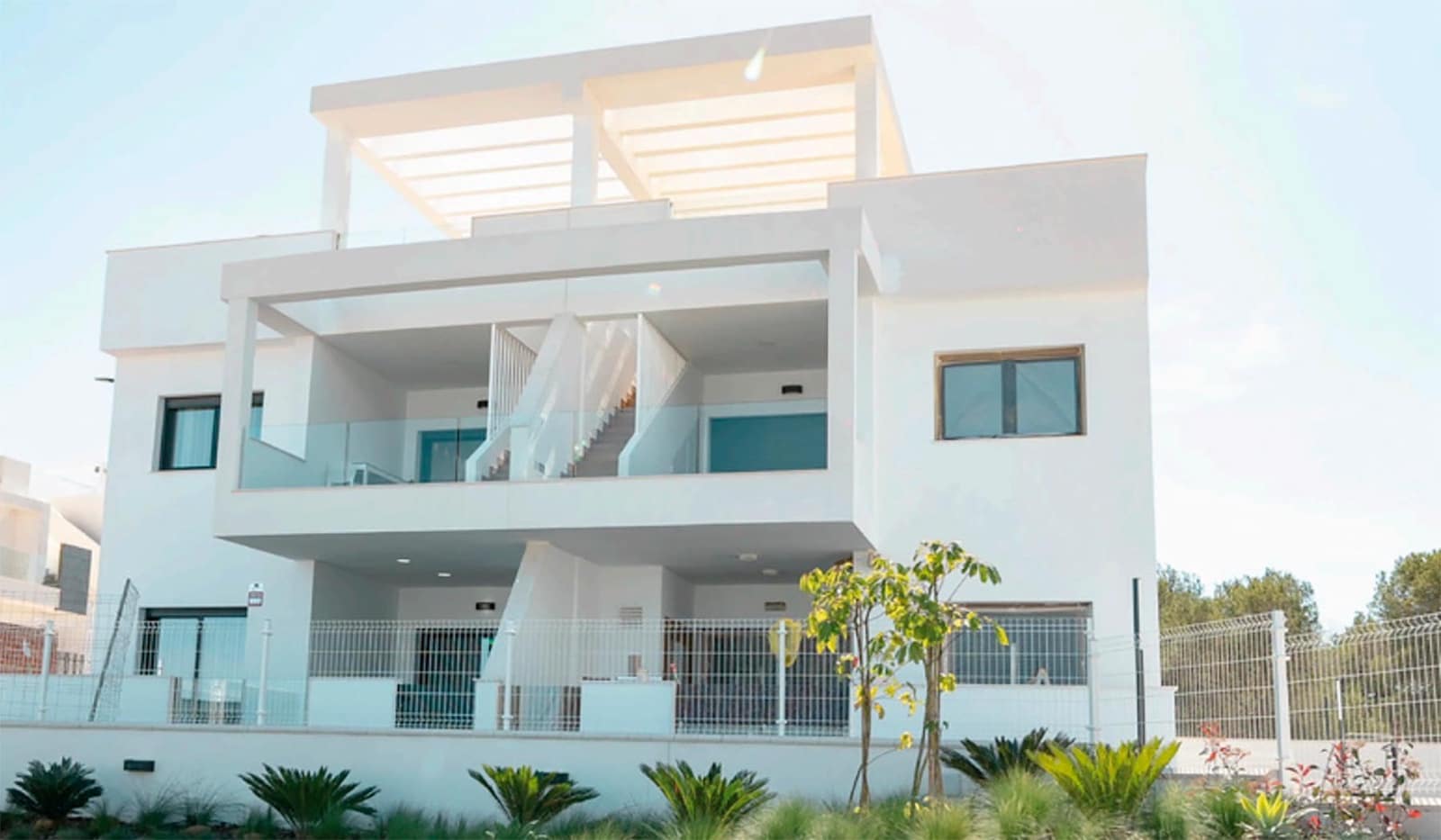 2 bedroom Bungalow for sale in Torrevieja with pool garage - € 322,900 (Ref: 10024591)