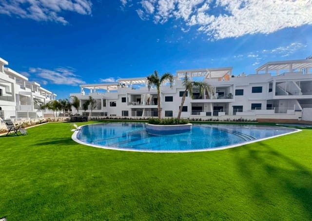 2 bedroom Bungalow for sale in Los Balcones - Los Altos, Torrevieja with pool garage - € 322,900 (Ref: 10024591)