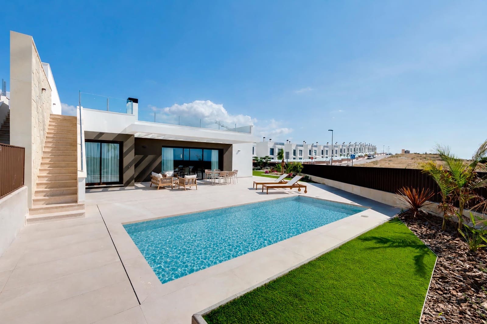 3 quarto Moradia para venda em Muchamiel / Mutxamel com piscina garagem - 625 000 € (Ref: 10033066)