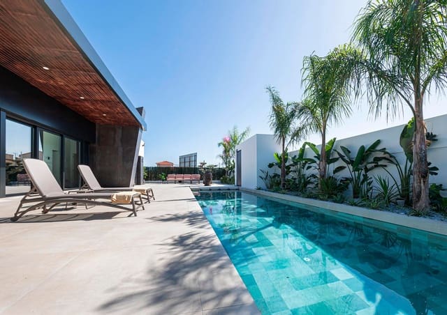 3 quarto Moradia para venda em Ciudad Quesada, Rojales com piscina garagem - 1 099 000 € (Ref: 10035621)