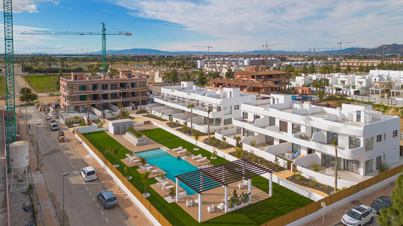 3 sovrum Bungalow till salu i Los Alcazares med pool garage - 439 900 € (Ref: 10073348)