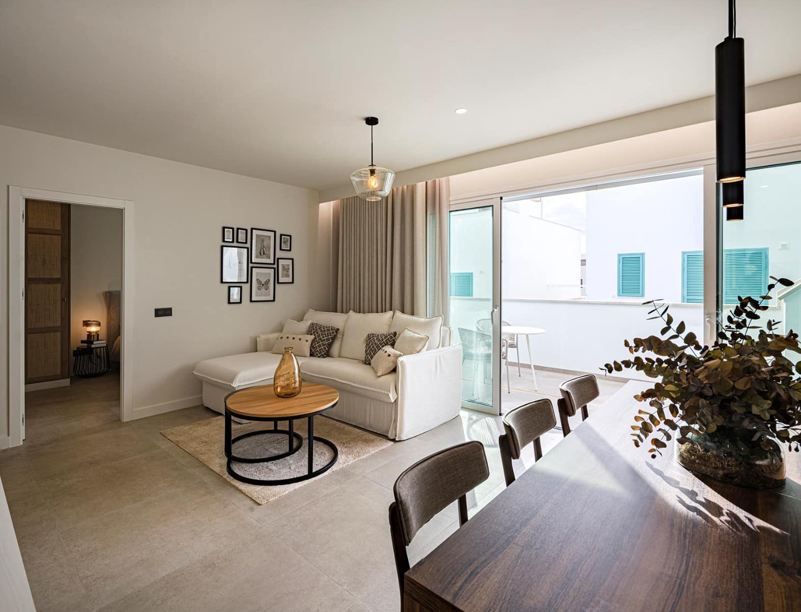 Bungalow de 2 habitaciones en Pilar de la Horadada en venta con piscina garaje - 395.000 € (Ref: 10079803)