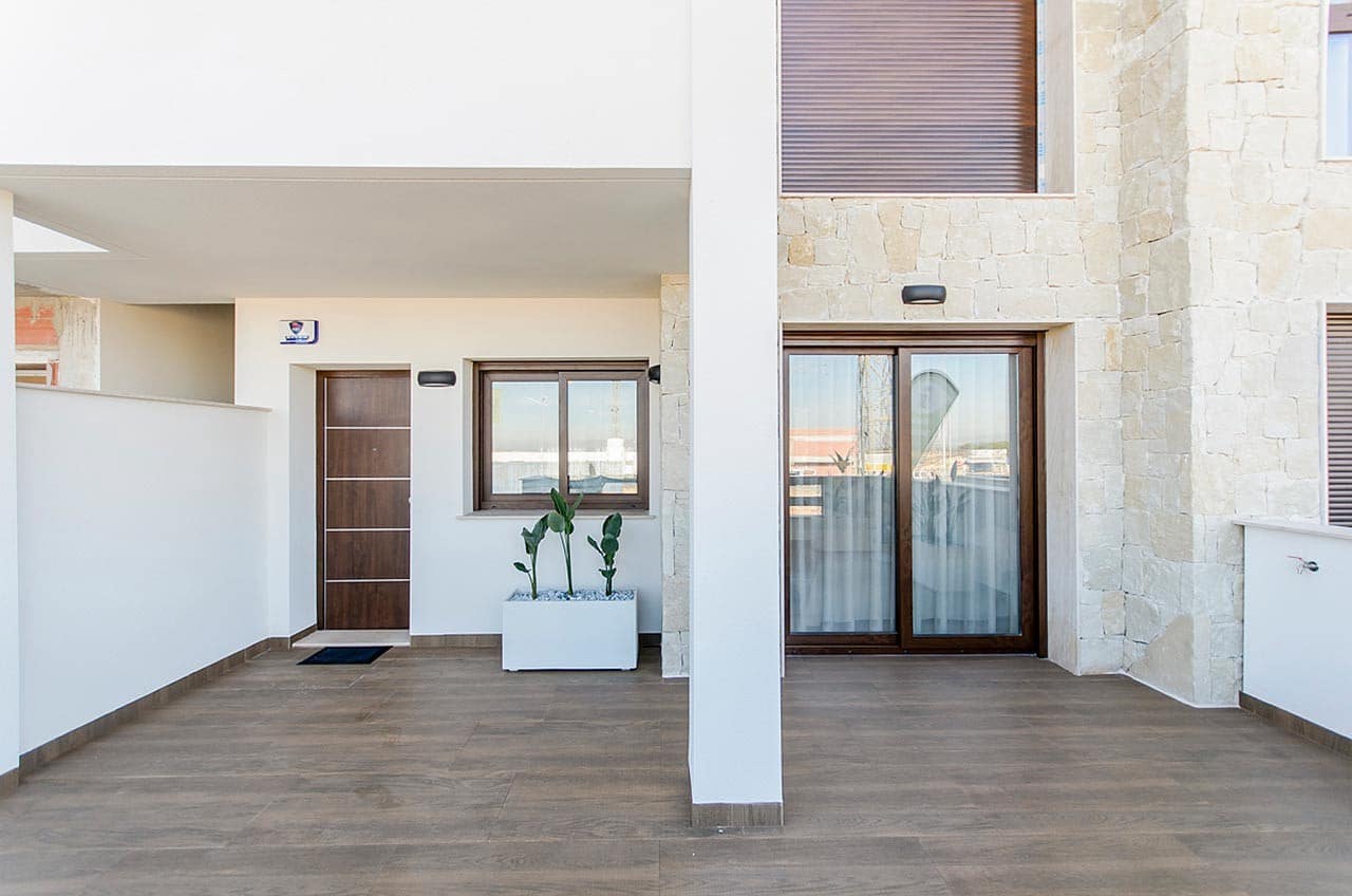 3 sovrum Bungalow till salu i Torrevieja med pool garage - 310 000 € (Ref: 10082193)