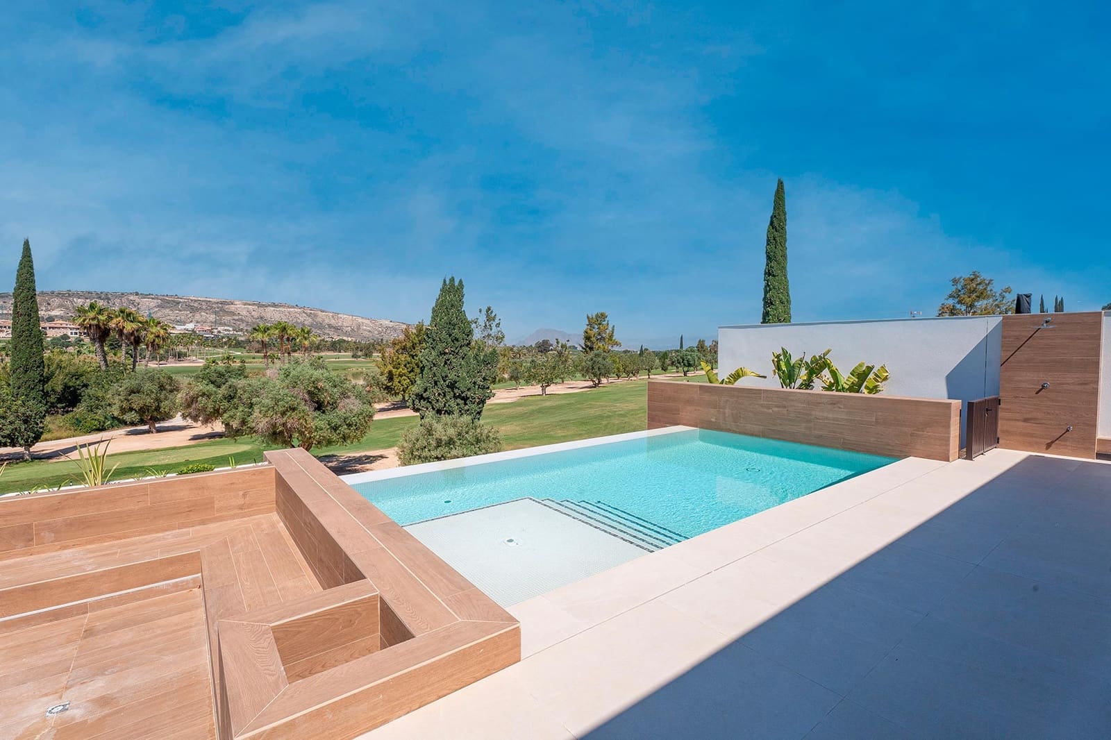 3 slaapkamer Villa te koop in Algorfa met zwembad garage - € 1.600.000 (Ref: 10093711)