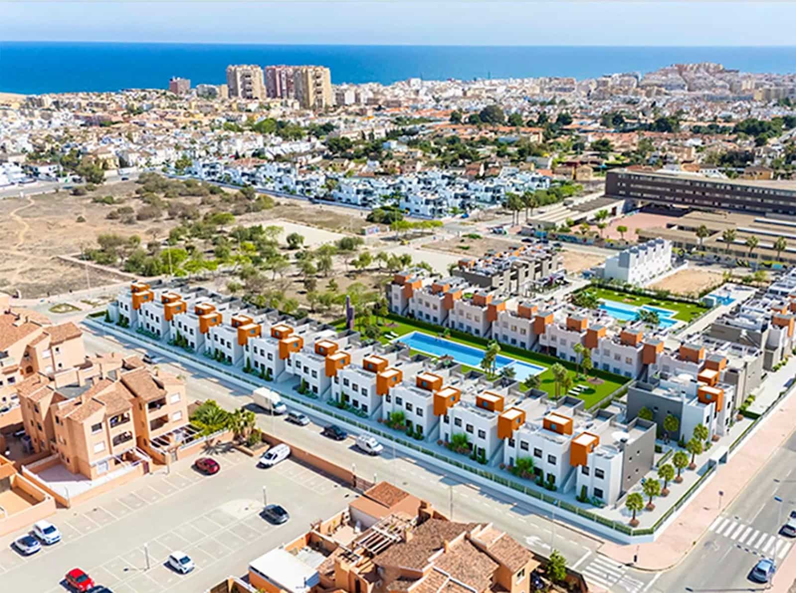 2 soveværelse Bungalow til salg i Torrevieja med swimmingpool garage - € 272.200 (Ref: 10181645)