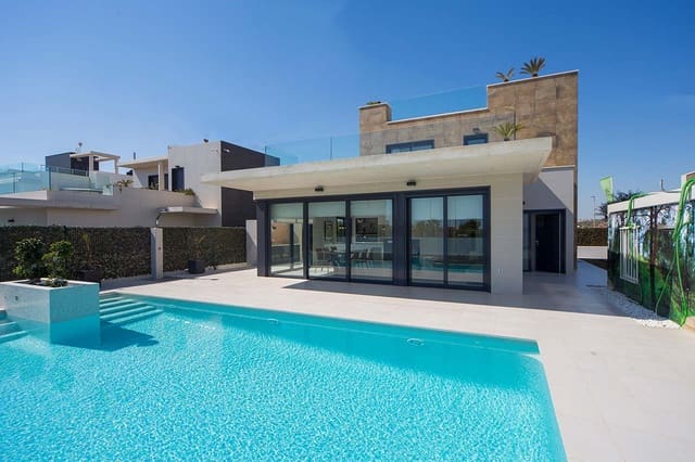 4 chambre Villa/Maison à vendre à San Miguel de Salinas avec piscine garage - 1 250 000 € (Ref: 6853916)