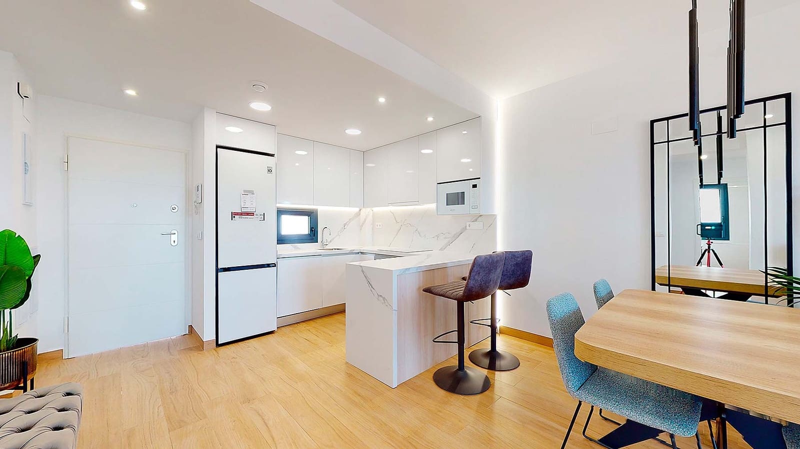 2 soveværelse Bungalow til salg i Torrevieja med swimmingpool garage - € 329.900 (Ref: 6884324)