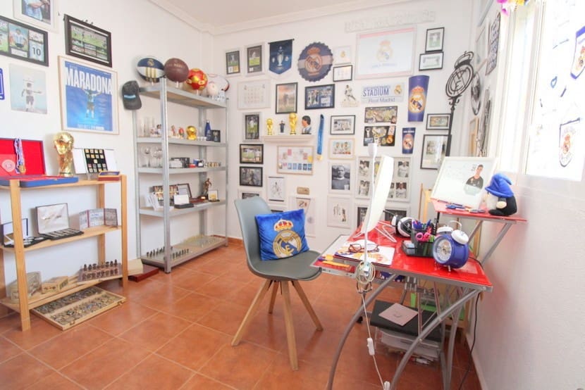 4 bedroom Villa for sale in La Zenia with pool - € 412,000 (Ref: 6898424)