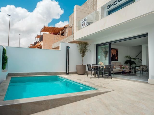 3 slaapkamer Villa te koop in San Pedro del Pinatar ciudad, San Pedro del Pinatar met zwembad garage - € 465.000 (Ref: 6928213)