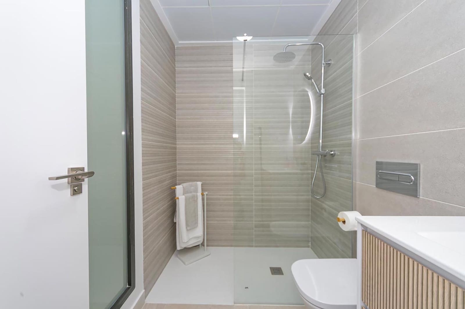 2 Zimmer Villa zu verkaufen in Torrevieja mit Pool Garage - 305.000 € (Ref: 7077058)