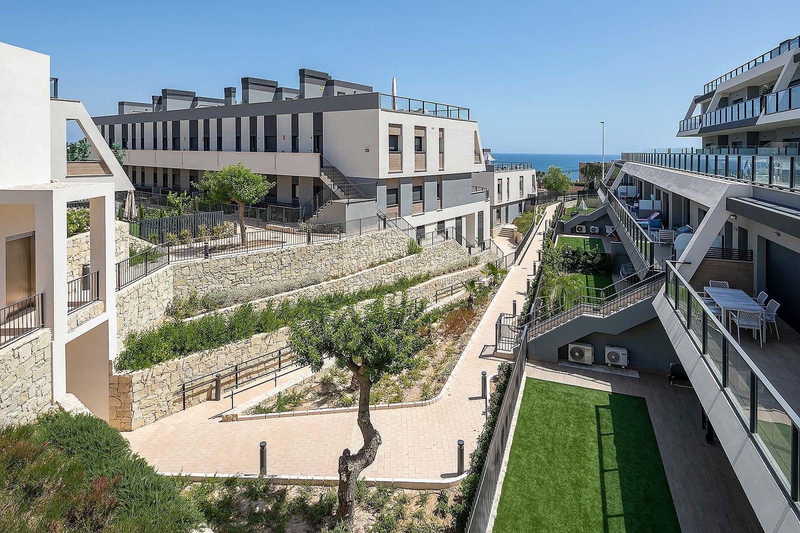 3 bedroom Bungalow for sale in Santa Pola with pool garage - € 405,000 (Ref: 7323129)