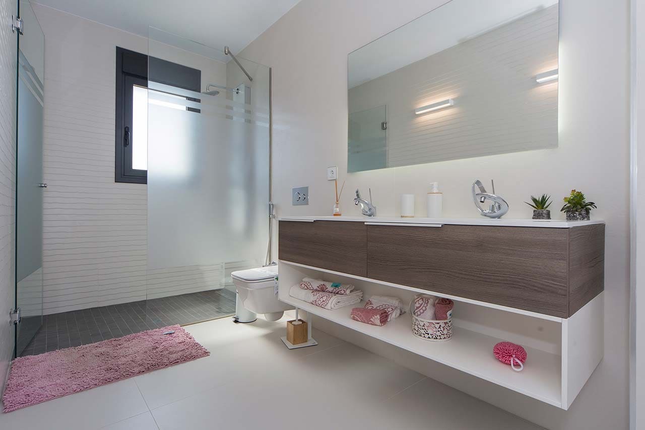 4 bedroom Villa for sale in Campoamor with pool garage - € 1,195,000 (Ref: 9458730)