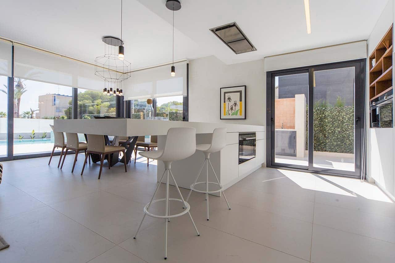 4 bedroom Villa for sale in Campoamor with pool garage - € 1,195,000 (Ref: 9458730)