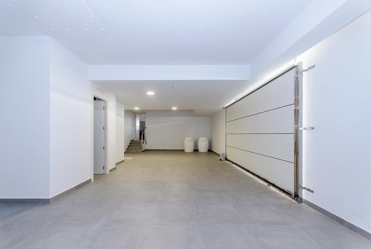 3 bedroom Villa for sale in Campoamor with pool garage - € 1,195,000 (Ref: 9458731)