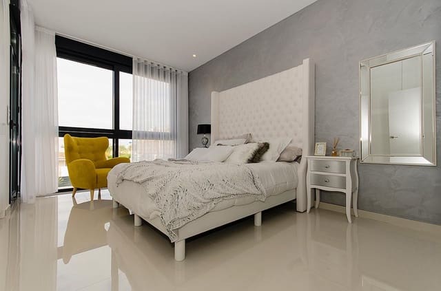 3 bedroom Villa for sale in Campoamor, Orihuela with pool garage - € 995,000 (Ref: 9458732)