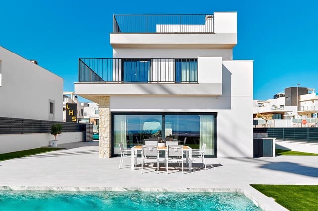 3 slaapkamer Villa te koop in San Miguel de Salinas met zwembad garage - € 649.000 (Ref: 9458765)