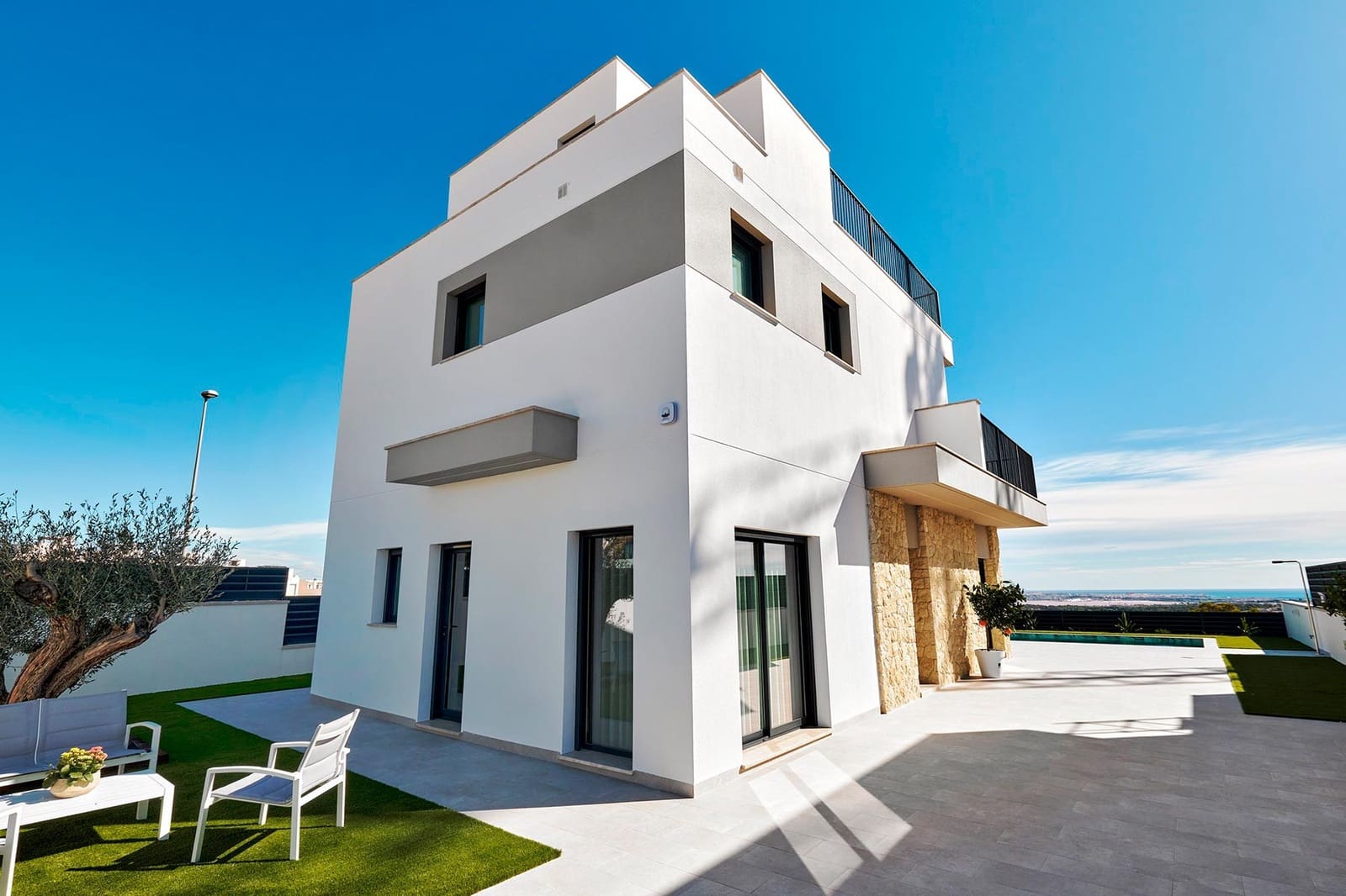 3 bedroom Villa for sale in San Miguel de Salinas with pool garage - € 649,000 (Ref: 9458765)