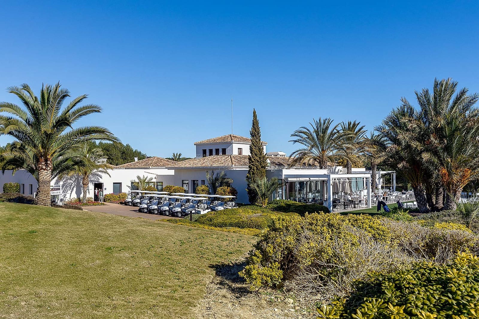 3 bedroom Villa for sale in Campoamor with pool garage - € 760,000 (Ref: 9458781)