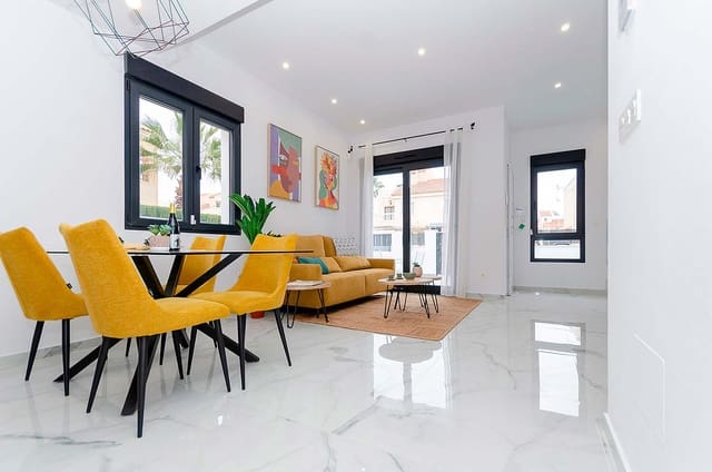 3 quarto Moradia para venda em La Torreta, Torrevieja com piscina - 409 000 € (Ref: 9458796)