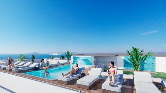 Ático de 2 habitaciones en Avenida Habaneras - Curva de Palangre, Torrevieja en venta con piscina - 469.000 € (Ref: 9458801)