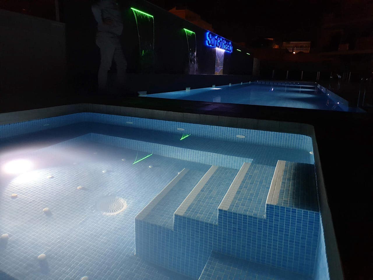 2 bedroom Apartment for sale in Filipinas with pool garage - € 283,000 (Ref: 9458821)