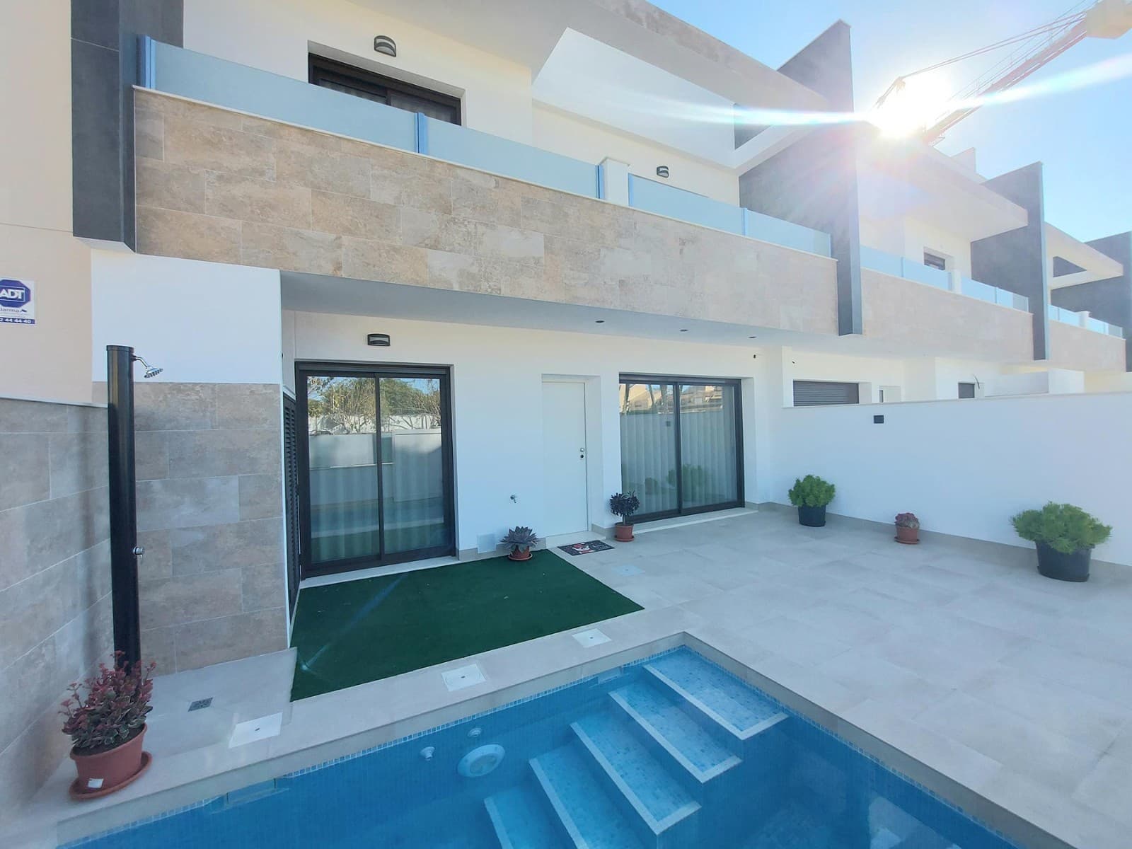 3 slaapkamer Villa te koop in San Pedro del Pinatar met zwembad garage - € 419.900 (Ref: 9458853)