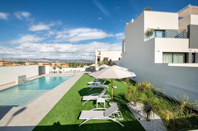 2 sypialnia Willa na sprzedaż w Cox z basenem garażem - 223 000 € (Ref: 9458902)