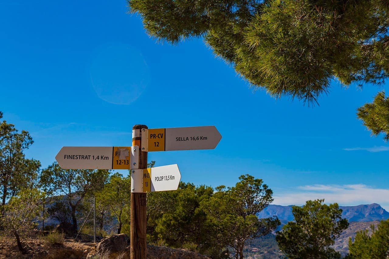 4 bedroom Villa for sale in Finestrat with pool garage - € 555,000 (Ref: 9458925)