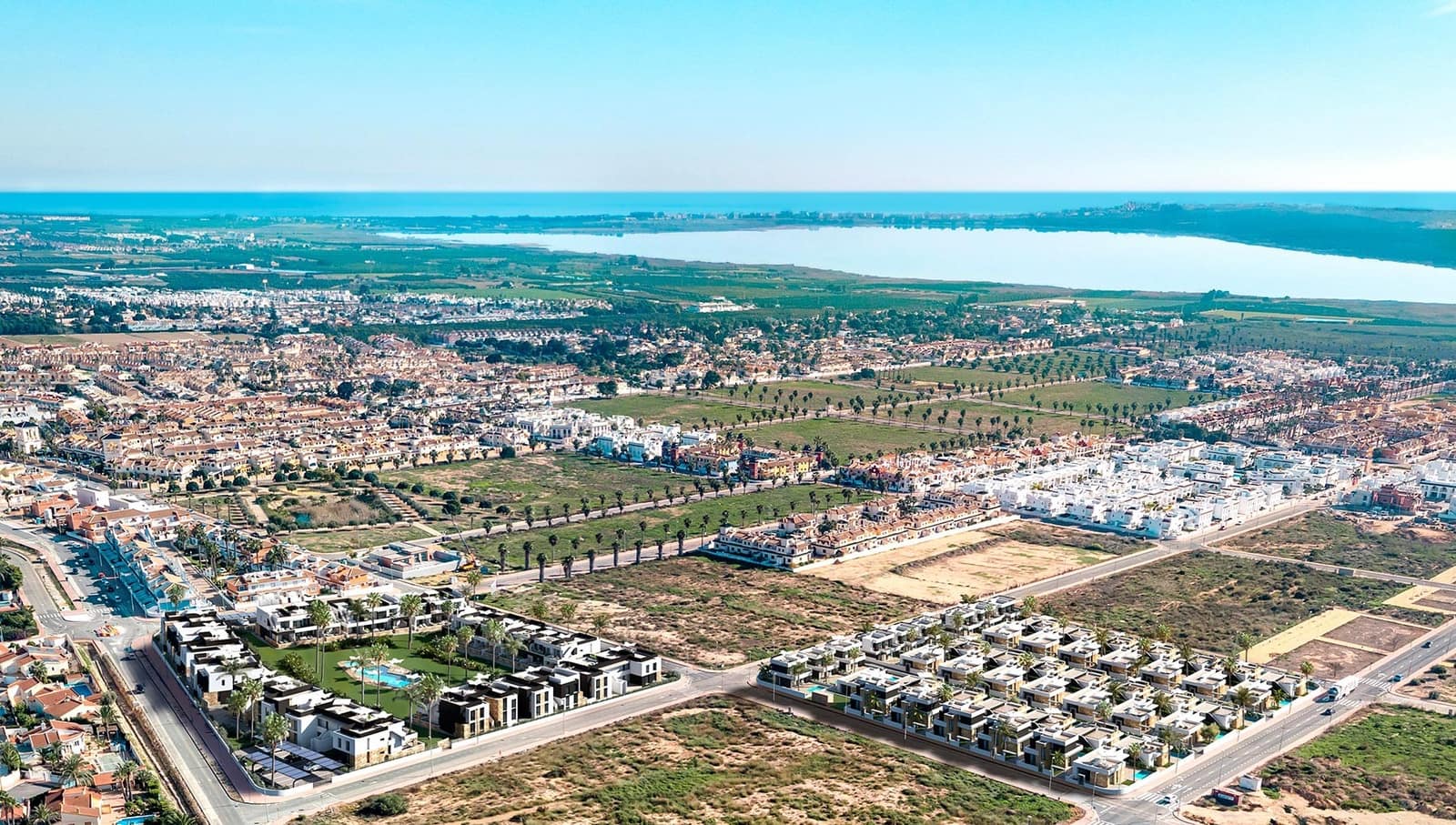 2 sypialnia Bungalow na sprzedaż w Ciudad Quesada z basenem garażem - 294 000 € (Ref: 9458932)