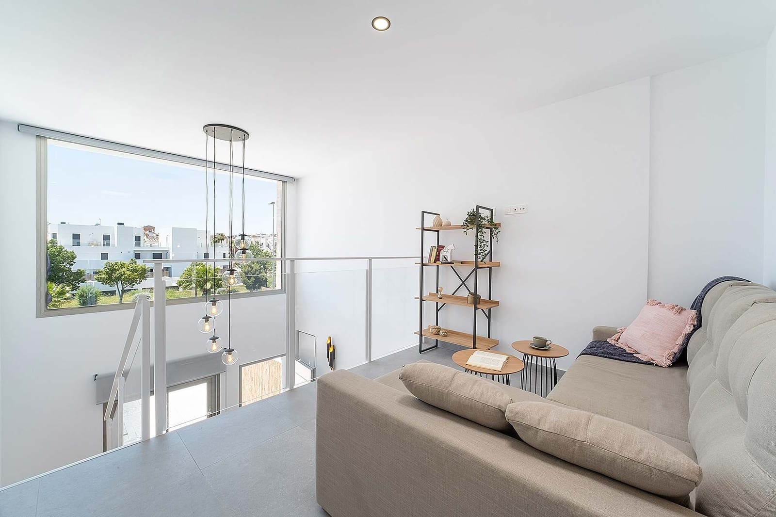 2 bedroom Villa for sale in Villamartin with pool garage - € 285,000 (Ref: 9458950)