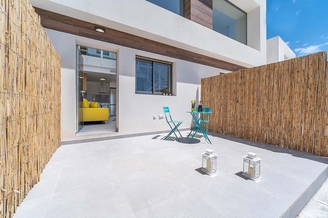 2 bedroom Villa for sale in Villamartin, Orihuela with pool garage - € 285,000 (Ref: 9458950)