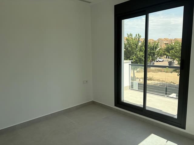 3 Zimmer Villa zu verkaufen in Los Narejos, Los Alcázares mit Pool Garage - 659.000 € (Ref: 9458951)