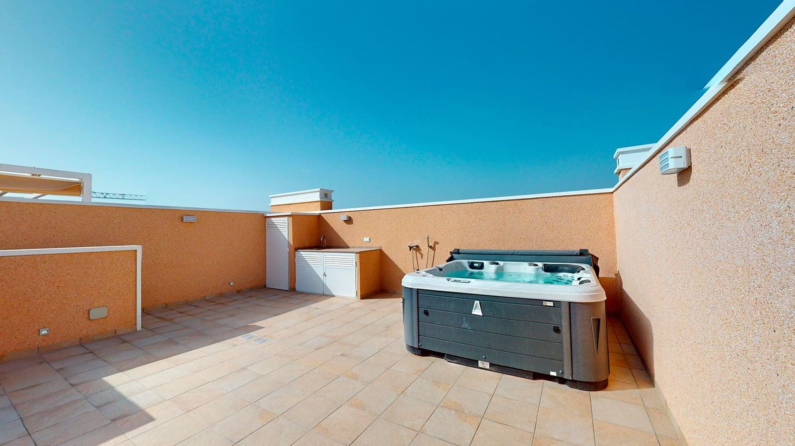 3 bedroom Apartment for sale in El Raso with pool garage - € 279,900 (Ref: 9458953)