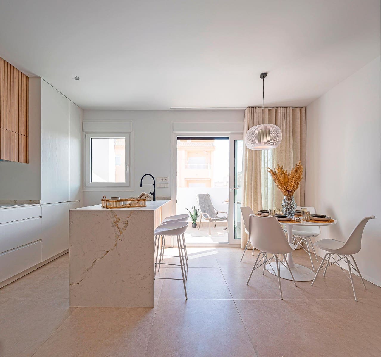 2 slaapkamer Bungalow te koop in Los Cuarteros met zwembad garage - € 299.950 (Ref: 9458959)