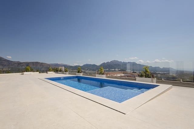 3 sovrum Villa till salu i Polop med pool garage - 598 000 € (Ref: 9458981)