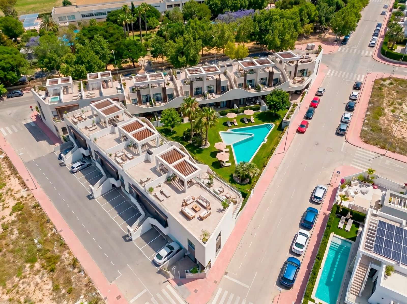 2 quarto Bungalow para venda em San Fulgencio com piscina garagem - 233 900 € (Ref: 9459028)