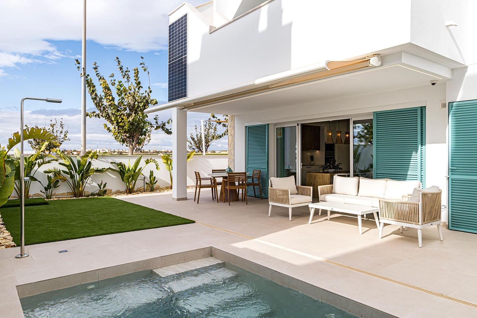 3 Zimmer Bungalow zu verkaufen in Pilar de la Horadada mit Pool Garage - 380.000 € (Ref: 9459032)