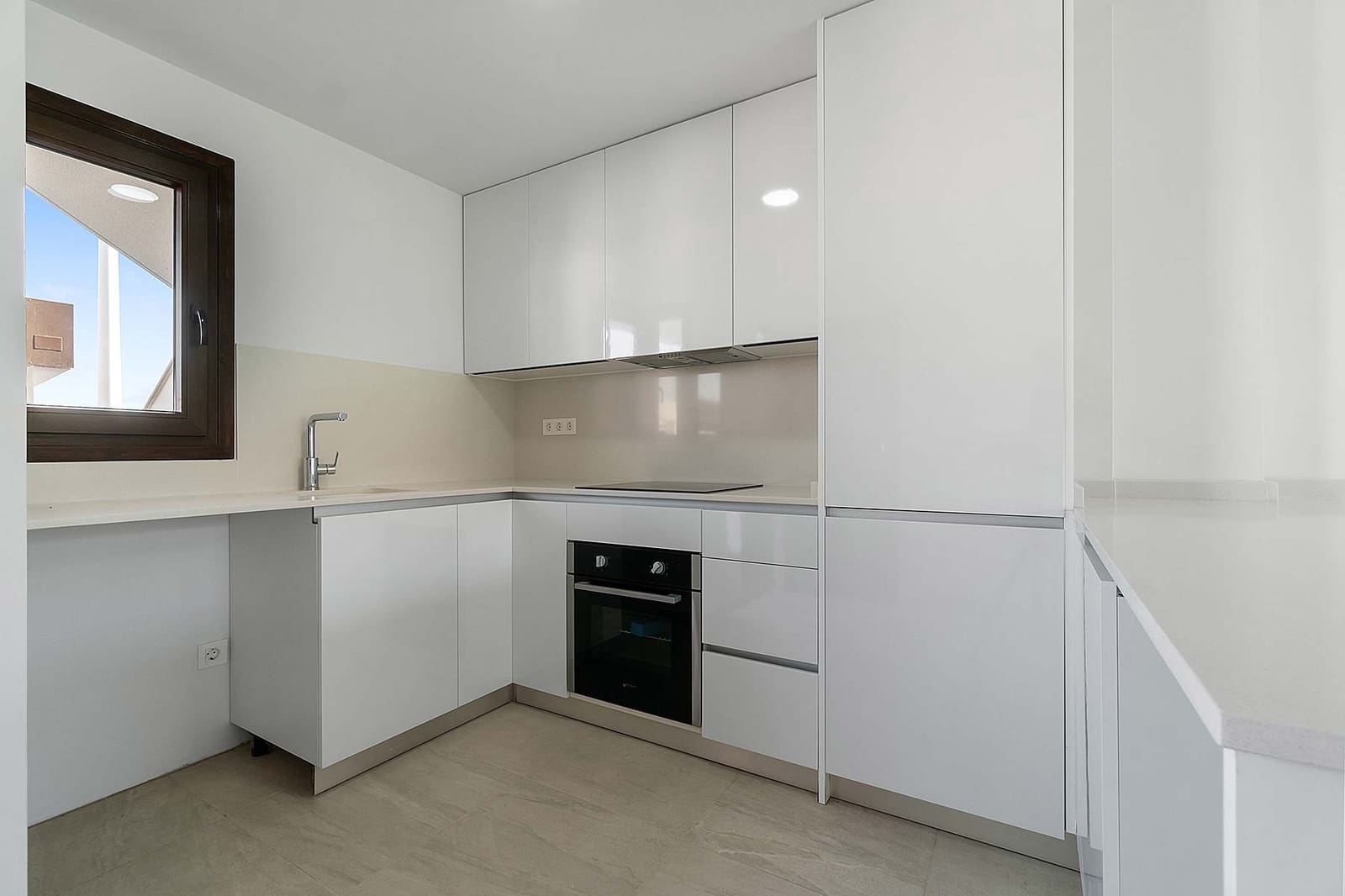 2 slaapkamer Bungalow te koop in Lo Pagan met zwembad garage - € 245.000 (Ref: 9459033)
