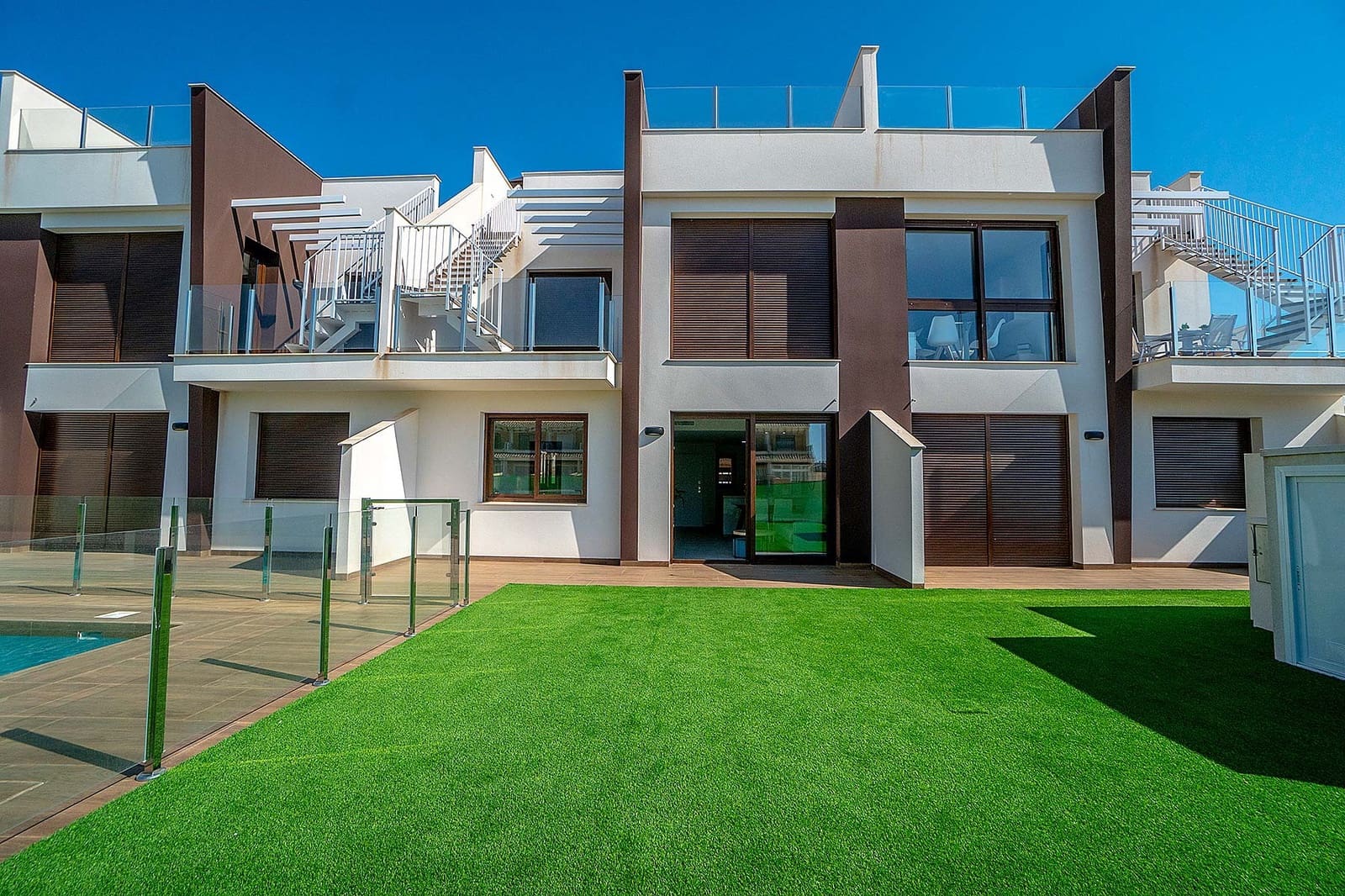 2 slaapkamer Bungalow te koop in Lo Pagan met zwembad garage - € 245.000 (Ref: 9459033)
