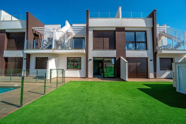 2 slaapkamer Bungalow te koop in Lo Pagan, San Pedro del Pinatar met zwembad garage - € 245.000 (Ref: 9459033)