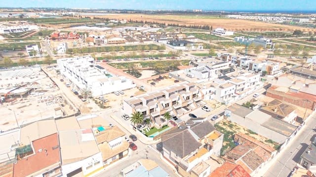 3 chambre Bungalow à vendre à Pilar de la Horadada ciudad, Pilar de la Horadada avec piscine garage - 289 900 € (Ref: 9459061)