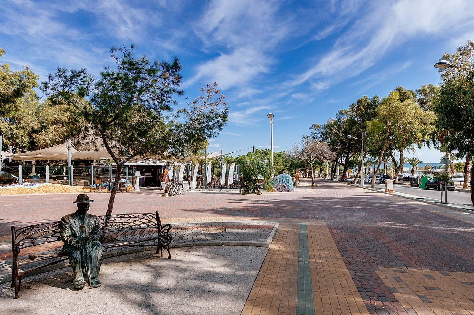 2 makuuhuone Huoneisto myytävänä paikassa Guardamar del Segura mukana uima-altaan 
autotalli - 295 000 € (Ref: 9459173)