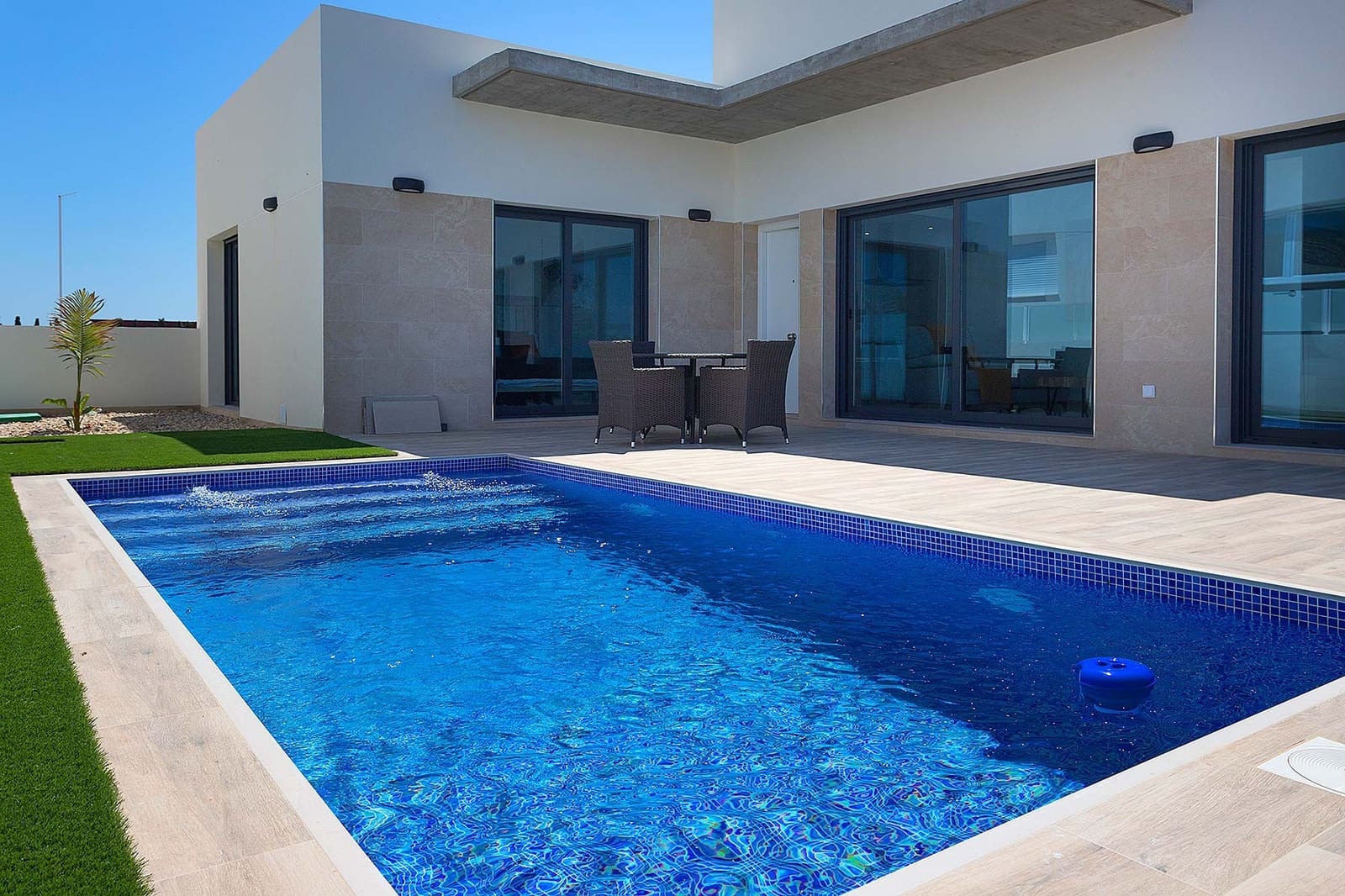 3 bedroom Villa for sale in Daya Nueva with pool garage - € 349,000 (Ref: 9459193)