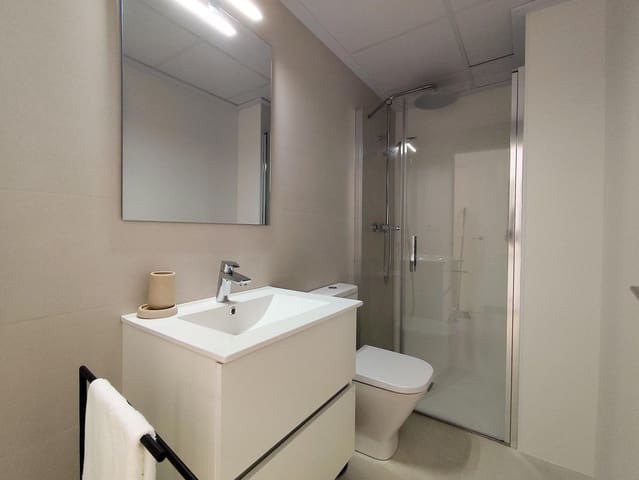 2 slaapkamer Bungalow te koop in Cox met zwembad - € 229.000 (Ref: 9459307)