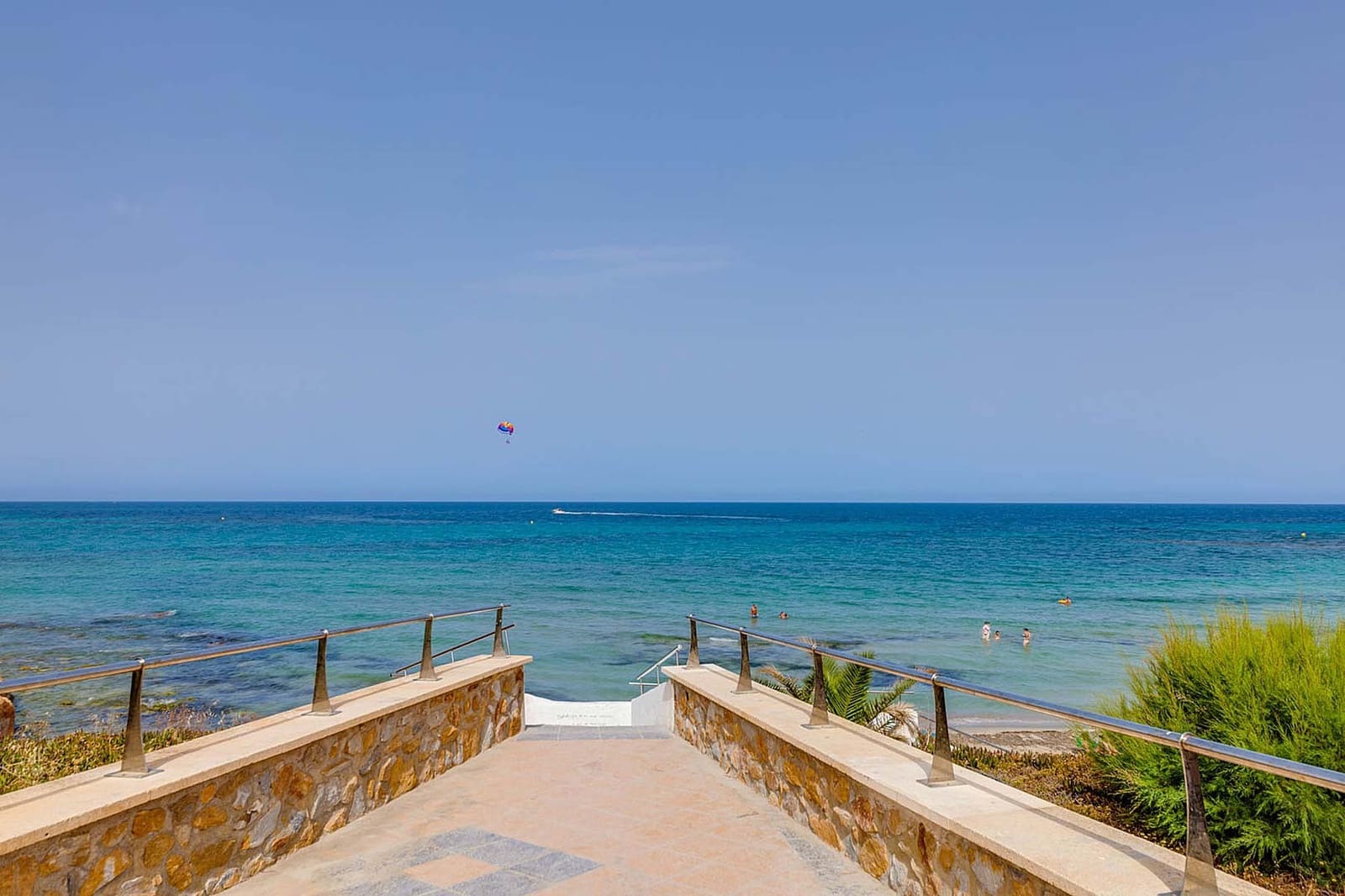 2 Zimmer Bungalow zu verkaufen in Pilar de la Horadada mit Pool Garage - 359.000 € (Ref: 9459339)