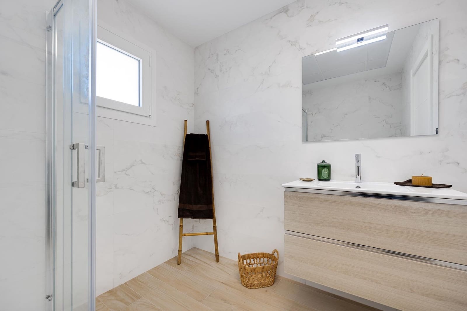 3 bedroom Villa for sale in Aguas Nuevas with pool garage - € 650,000 (Ref: 9459341)