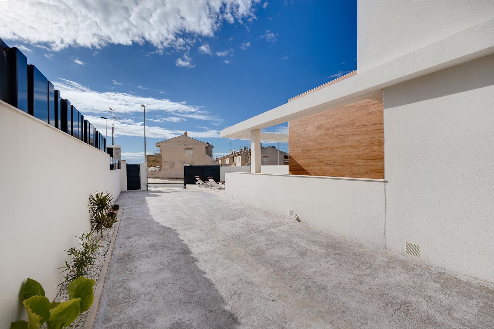 3 bedroom Villa for sale in Aguas Nuevas with pool garage - € 650,000 (Ref: 9459341)