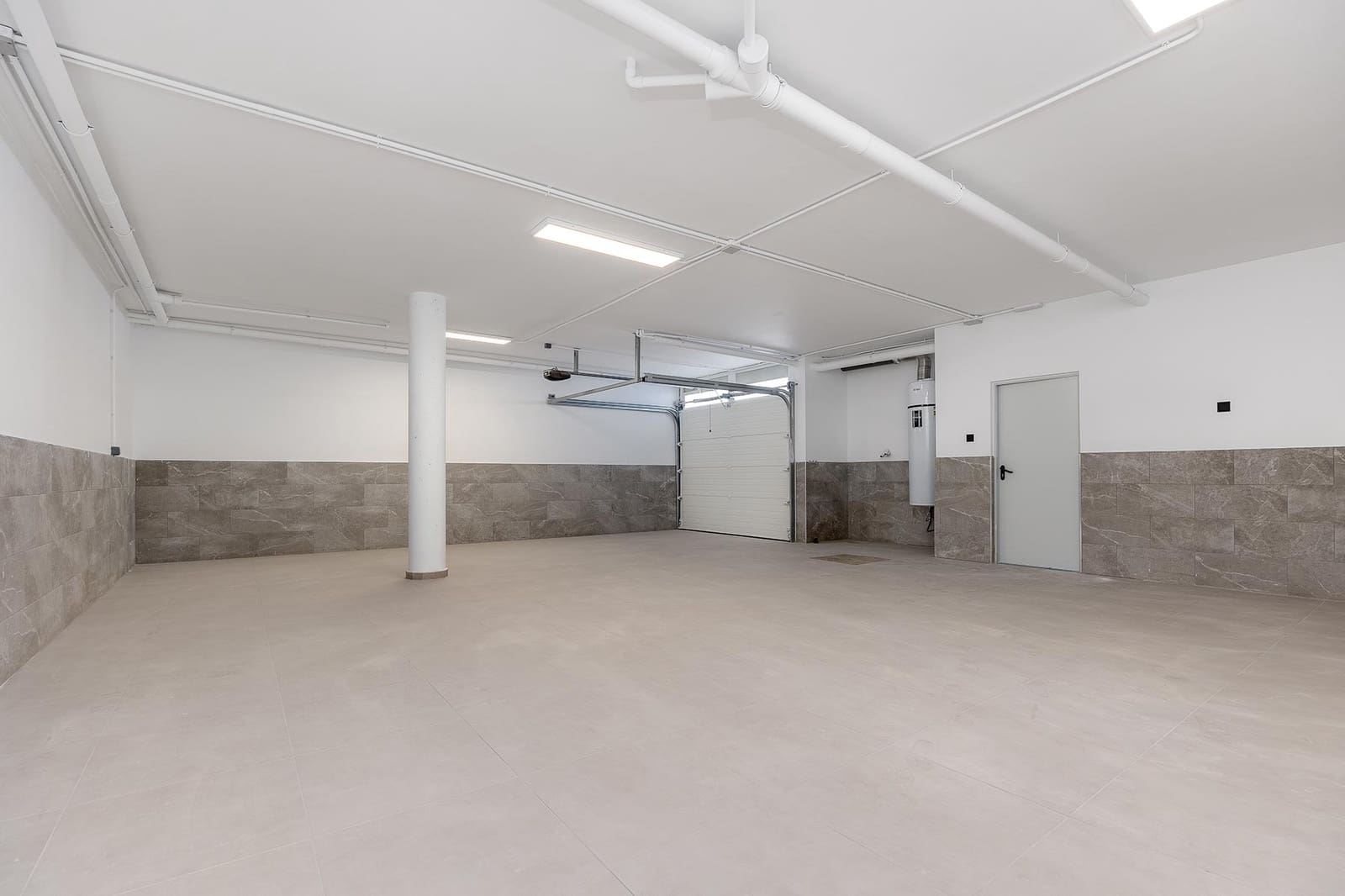 4 soverom Villa til salgs i Los Alcazares med svømmebasseng garasje - € 685 000 (Ref: 9459342)