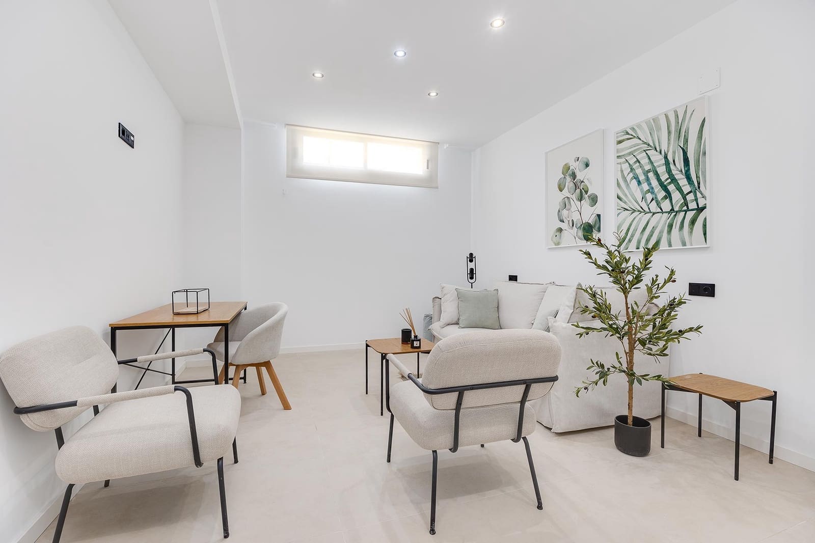 4 soverom Villa til salgs i Los Alcazares med svømmebasseng garasje - € 685 000 (Ref: 9459342)